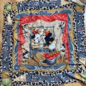 Beautiful Mickey and Minnie scarf